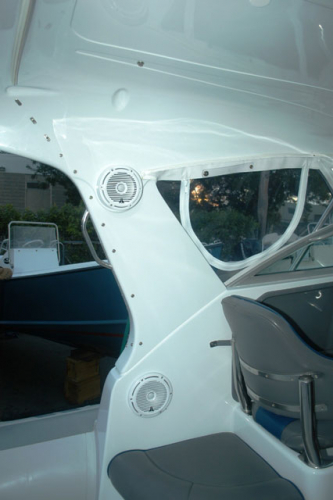 protector-28-16-Small