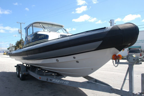 protector-28-paint-new-tubes-dsc_0032small